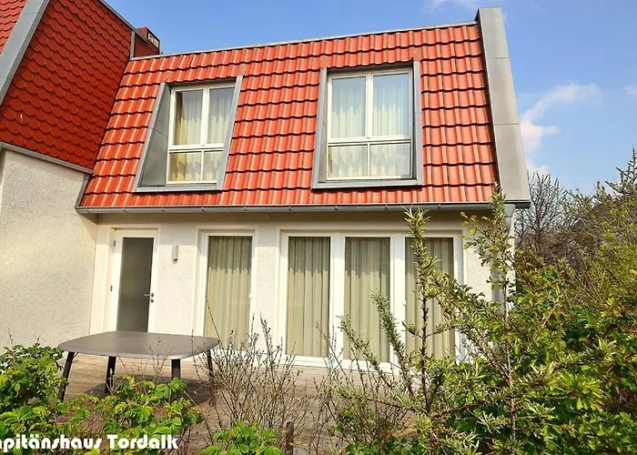 Kapitaenshaus Tordalk Mit 3 Schlafzimmern Holiday home Norderney