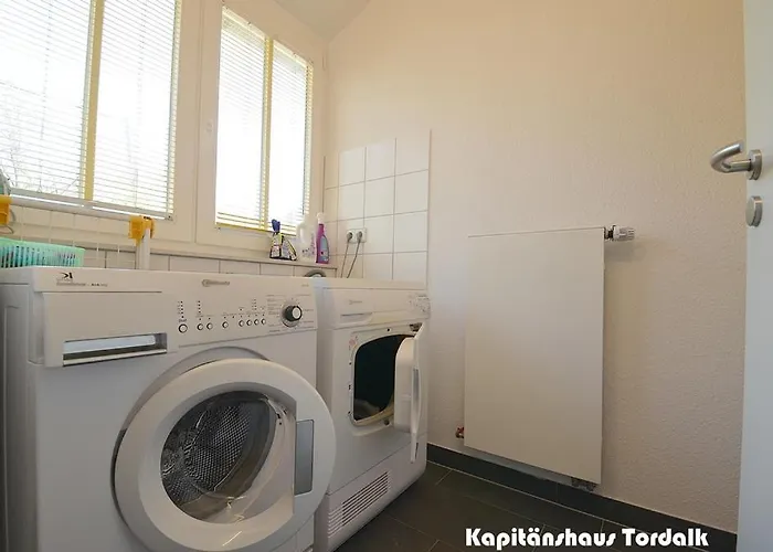 Kapitaenshaus Tordalk Mit 3 Schlafzimmern Holiday home Norderney