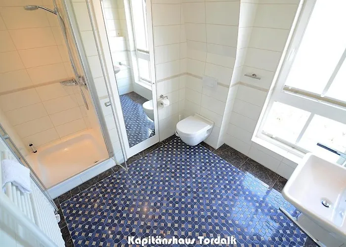 Kapitaenshaus Tordalk Mit 3 Schlafzimmern Holiday home *
